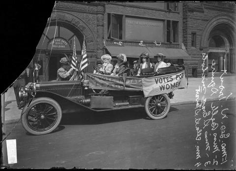 Suffragists in car, c.1910