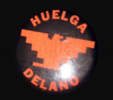 Huelga Delano button, c. 1960-75